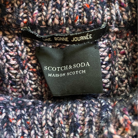 Scotch & Soda Crewneck Purple Knitted Sweater (S) - Picture 5 of 9